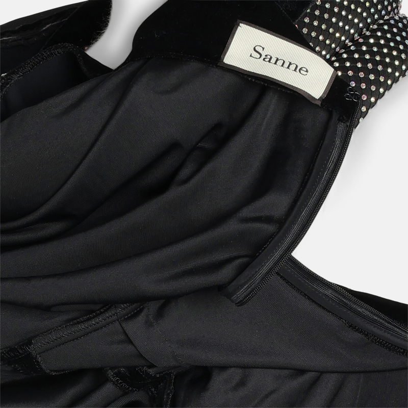 Super Flea Market+Sanne+Embellished velvet gown+Toni Garrn2